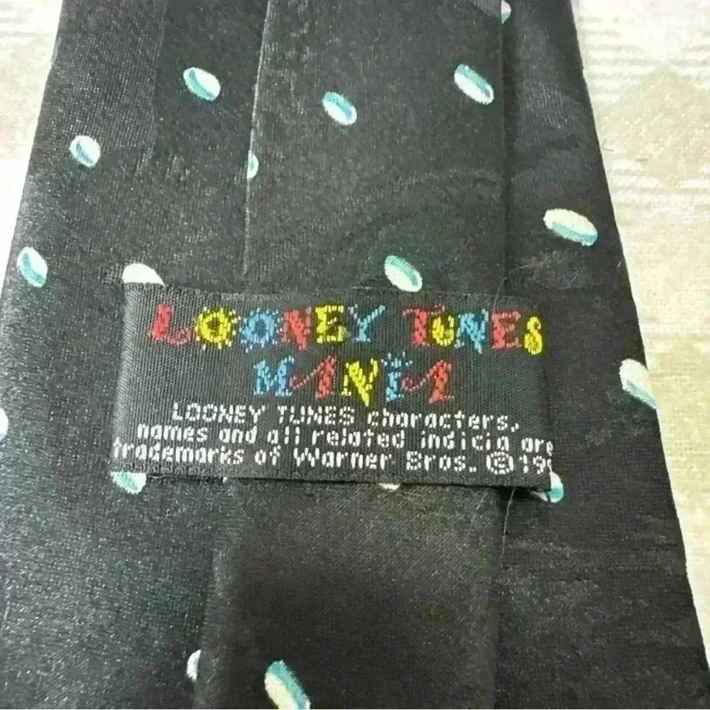 Vintage 1993 Looney Tunes Mania Christmas Neck Tie